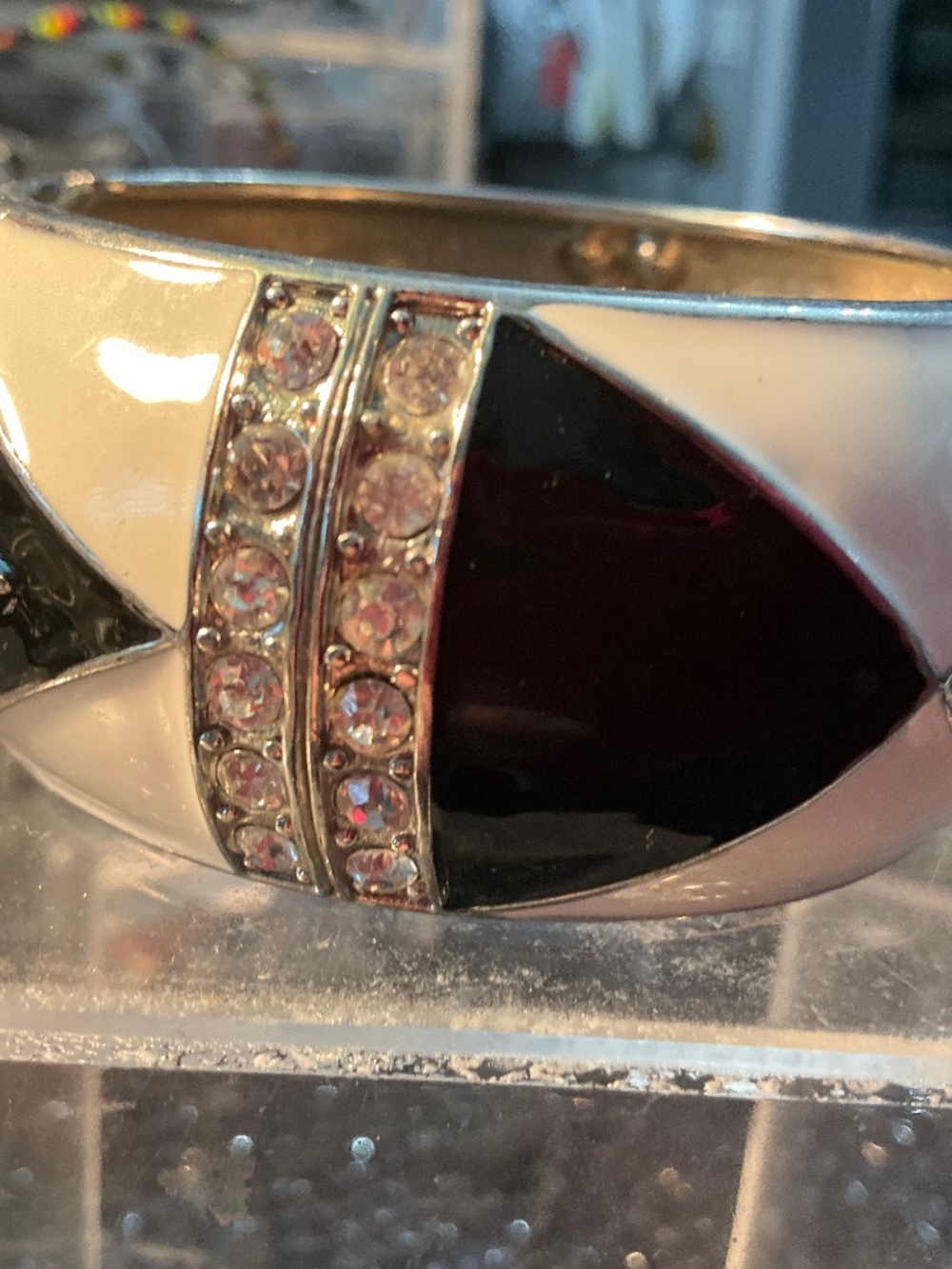 BLack & White Bangle Cuff geometric Bracelet Fake Diamonds Spring Hinge Open